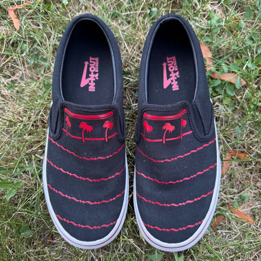 IN-N-OUT Burger Drink Cup Shoe Black Red Size M8 W9.5 No Box Y2K Streetwear